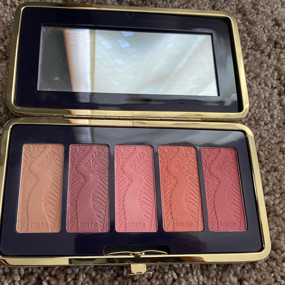 Tarte Limited edition Amazonian clay 12 hour blush palette.